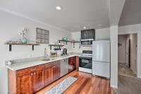 Convenient Burien Getaway 12 Mi to Dtwn SEA! - B&B