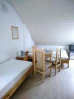 Chambre Triple avec Salle de Bains