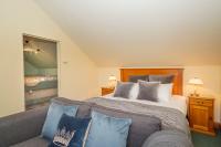 Queenstown Getaway - Deluxe Double Room