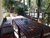 Garden House in Corfu - B&B Grevedianá