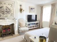 Beautiful Lymington New Forest Getaway - B&B Lymington