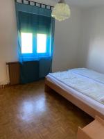 Apartment mit 3 Schlafzimmern und Balkon