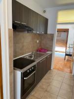 Apartment mit 2 Schlafzimmern und Terrasse