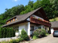 B&B Oberwolfach - Ferienwohnung Mühlengrün - Bed and Breakfast Oberwolfach