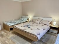 Vierbettzimmer mit eigenem Bad