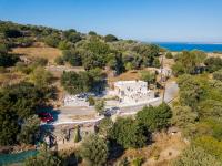 Palaiokastro Traditional House - B&B Mandráki