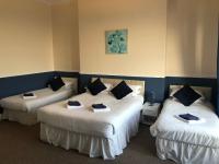 Family Room with Sea View