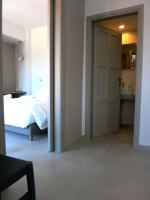 One Bedroom Apartment (3 Adults)