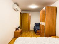 Superior Three - Bedroom Apartment with Balcony and Lake View