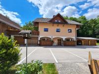 Apartmaji Mežan - Ferienwohnung Bled