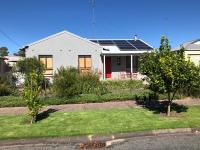 The Red Door - Bed and Breakfast
