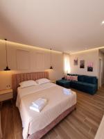 Deluxe Suite with Sea View