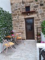 Traditional Stone house - B&B Rodi
