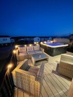 Eagles View - 2 bed hot tub lodge with free golf, NO BUGGY - Ferienwohnung