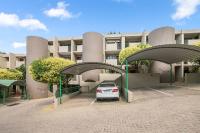Antibes in West Road South Sandton Apartment - B&B Johannesburgo