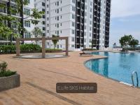 E Life SKS Habitat With WiFi Netflix - B&B Johor Bahru
