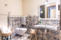 Deluxe Doppel-/Zweibettzimmer mit Balkon