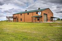 'The Copper Roost': Lake Texoma Escape w/ Hot Tub - Chambres d'hôtes Calera
