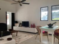 Apartamento con terraza 