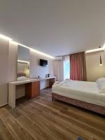 Family Room with Side Sea View