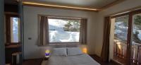Double or Twin Room with Lake View