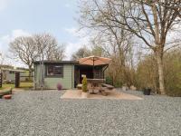 B&B Haverfordwest - Mill Cabin Denant - Bed and Breakfast Haverfordwest