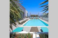 Luxury Highrise Living Downtown LA - B&B