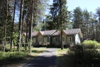 Lohijärven Eräkeskus - B&B