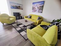 Comfort Apartment for 6 & Loggia & Free Parking - B&B