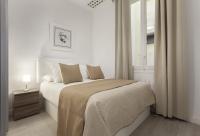 Sistemazione con 3 Camere da Letto e Patio II