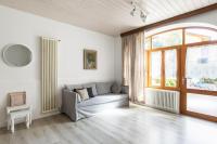 Rose Apartment by Quokka 360 - refined two-bedroom apartment with garden - Chambres d’hôtes Lugano