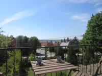 Apartamento de 1 dormitorio con balcón