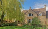 B&B Langford - Rose Barn Cotswolds with Hot Tub - Bed and Breakfast Langford