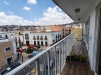 depa #5 recién remodelado en planta alta - B&B Zacatecas City