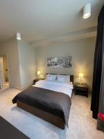 Deluxe Double Room with Shower