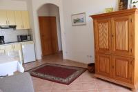 Apartamento de 1 dormitorio con balcón y vistas al mar