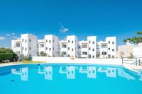 Apartamento T1 Carvoeiro c/piscina e a 300m Praia - B&B