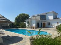 Villa in Ayia Napa with a pool! - B&B