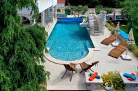 Luxury Villa with Pool, Jacuzzi, Sauna and Gym - Chambres d’hôtes