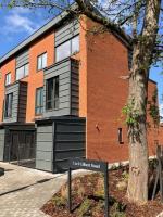 Three-Bedroom Townhouse