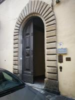 OTELLO APPARTAMENTO IN PALAZZO STORICO - PALAZZO TOLOMEI - B&B