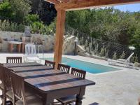 Villa con 2 Camere da Letto
