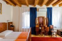 Camera Deluxe Matrimoniale/Doppia con Letti Singoli con Vista Piscina