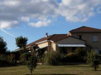 Chambres d'Hôtes de l'Auraine - Bed and Breakfast