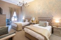Twin Room with Shower