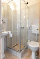 One-Bedroom Apartment (3 Adults)