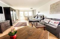 B&B Lipsia - Apartment am Auensee mit großer Terrasse, Grill und Privat-Parkplatz - Bed and Breakfast Lipsia