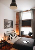 Deluxe Quadruple Room with Shared Bathroom (6)