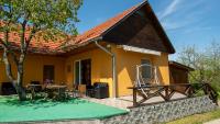 Dombtető Vendégház - Ferienwohnung