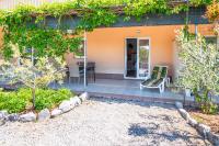 Apartments Sandra - B&B Kornić
